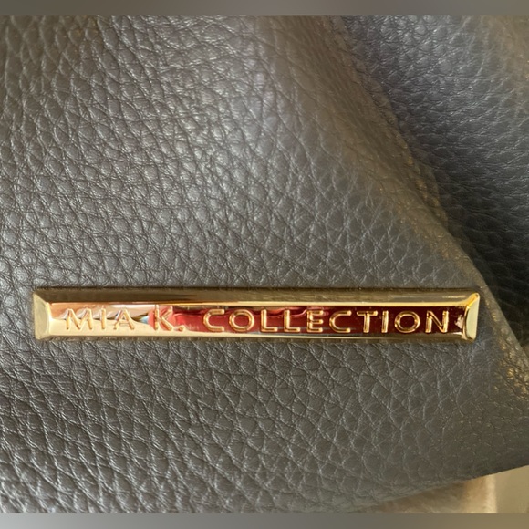 Mia K. Collection Handbag - Picture 2 of 7
